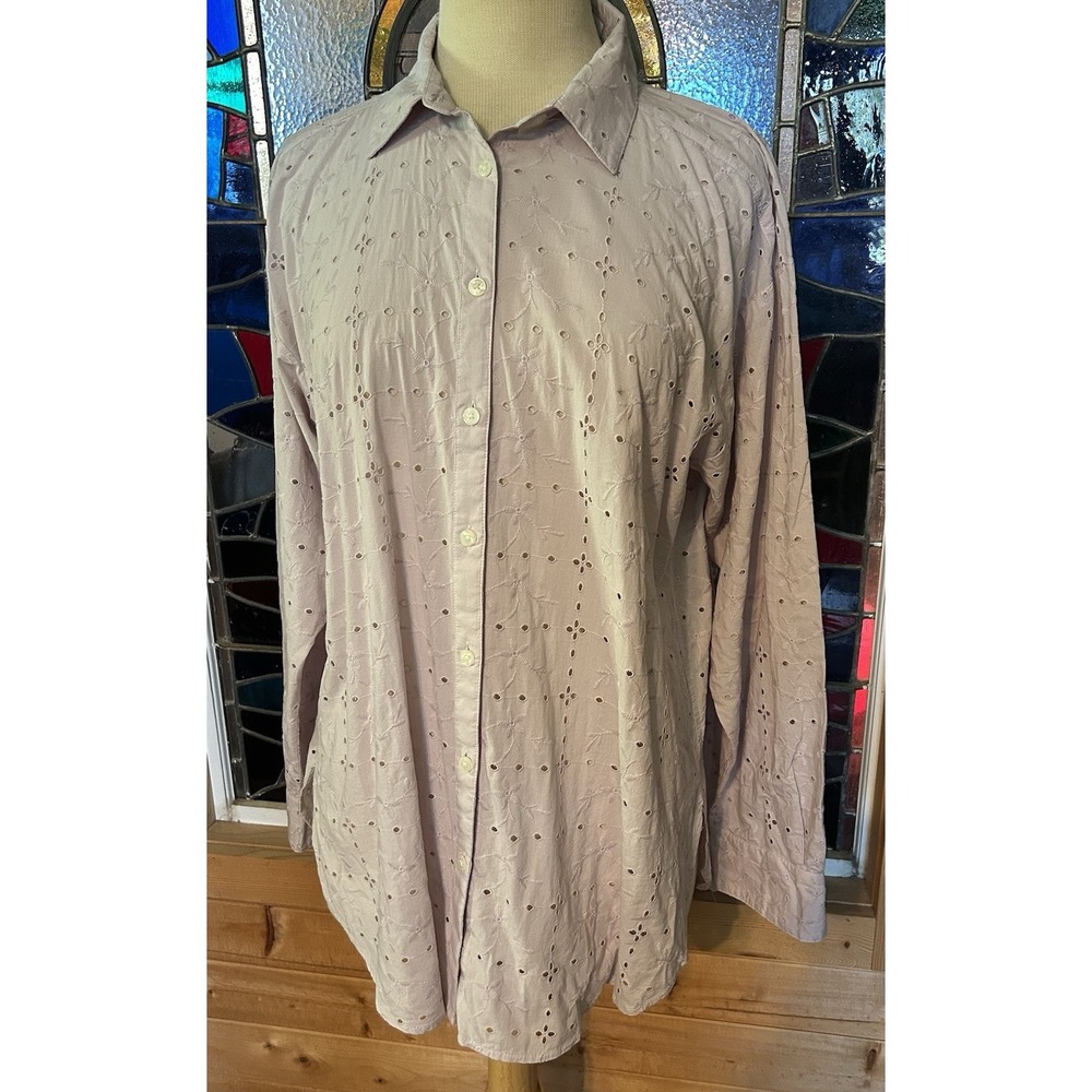 LOFT Eyelet Lace Cotton Button Up Shirt Blouse Medium Light Lavender NWT